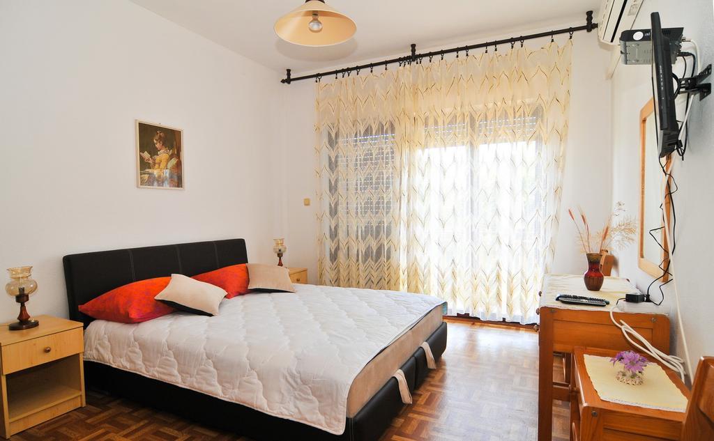 Guesthouse Lanca 티바트 객실 사진